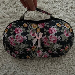 Travel Bra Organizer Hard Case
